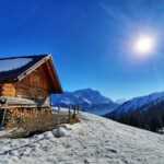 Stepbergalm mit Blick auf die Zugspitze